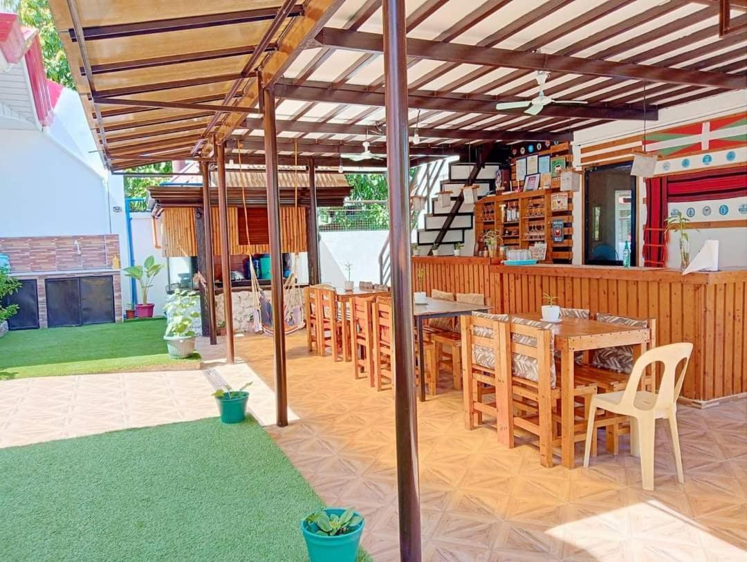 Casa Mia Inn Dauis Exterior photo